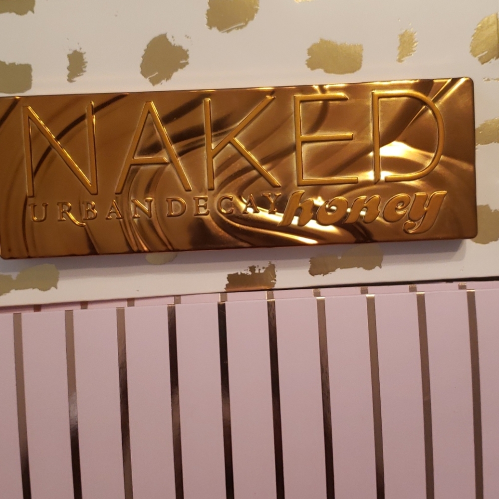 Urban Decay Honey Palette